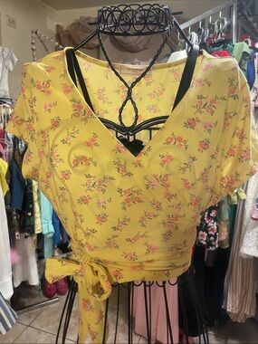 No Comment Yellow Floral Wrap Crop Top with Self-Tie Waist